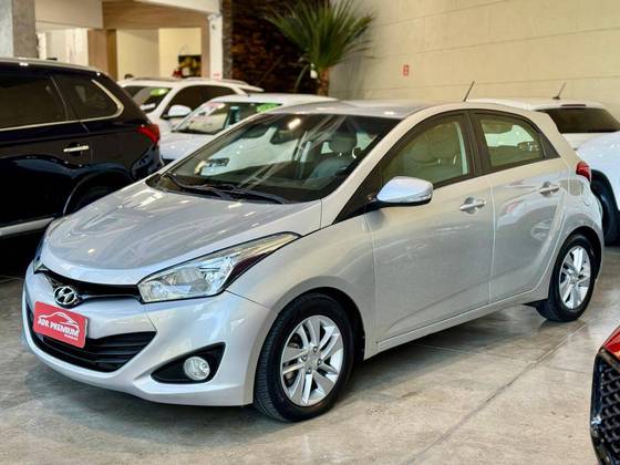 HYUNDAI HB20 1.6 PREMIUM 16V FLEX 4P AUTOMÁTICO